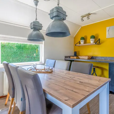 度假居 Villapark Kamperfoelie 71 *